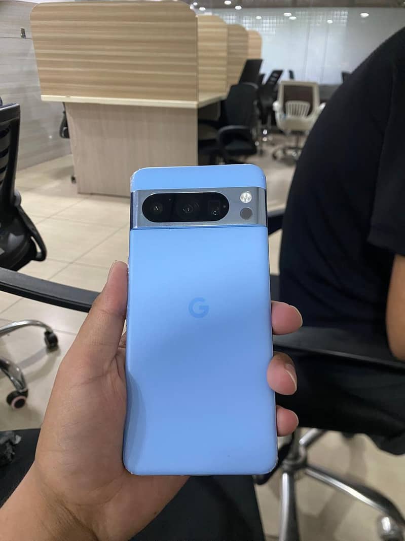 Google Pixel 8 Pro 0