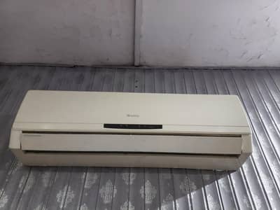 Gree Ac inverter 1.5