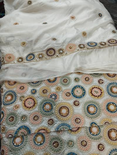 silk handwark cutdana