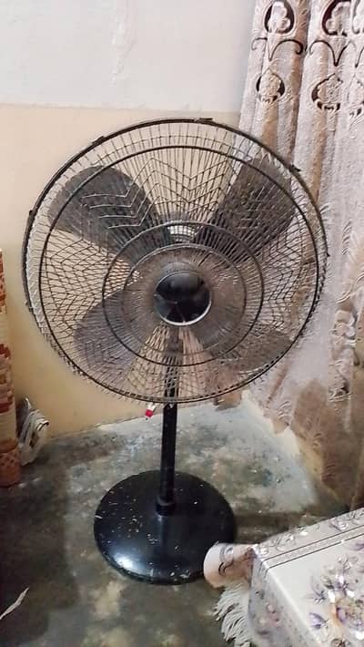 Stand Fan For Sale Just Wire Not Working Baki Okay he