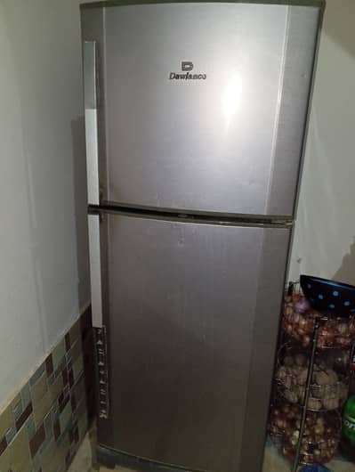 dowlance large size fridge for sale in very excellent condition