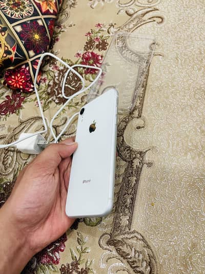 Apple iPhone XR 64 GB (JV)