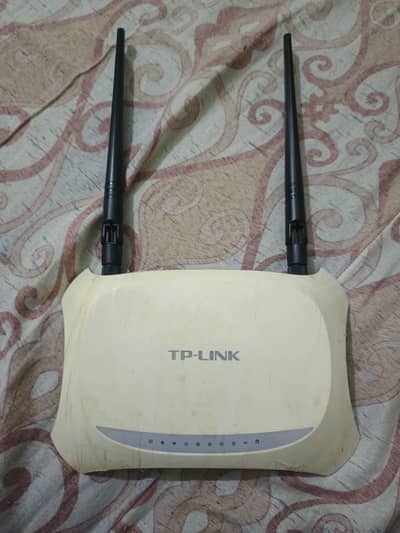 TP-Link router ok 03247930578 Whatsapp only.