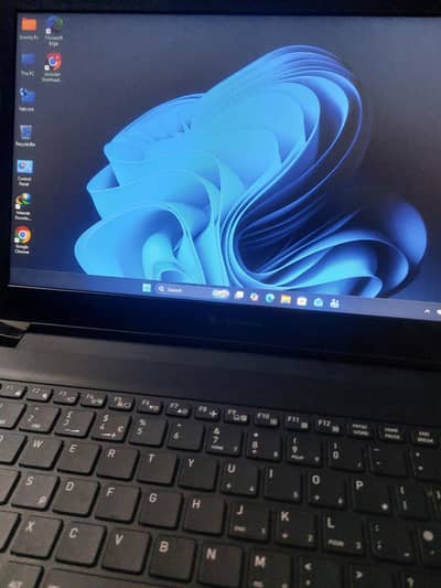 dell leptop 6 128 gb dynabook for sail window 11 instaled