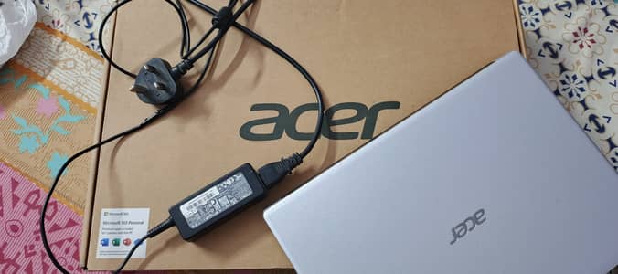 Acer Aspire A114-33 Laptop
