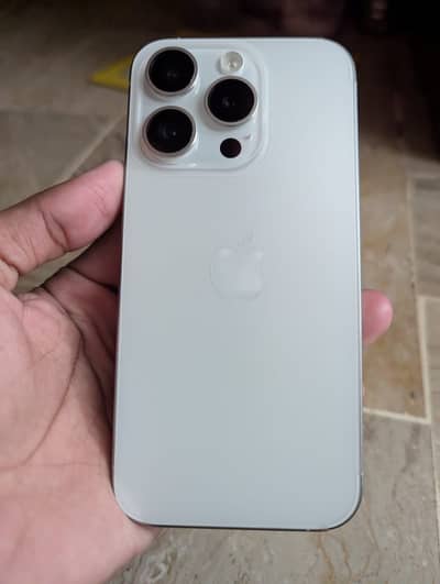 Apple iPhone 15 Pro