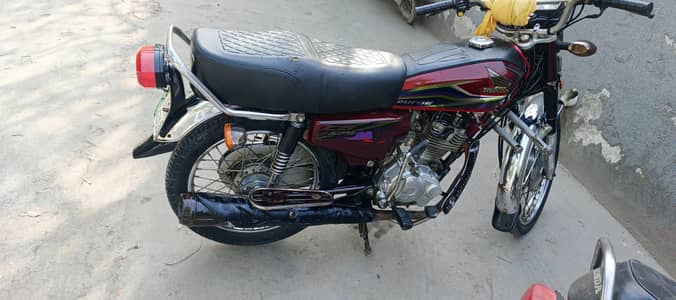hunda 125 2017model for sail