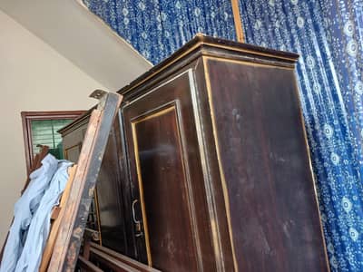 3 door wooden wardrobe