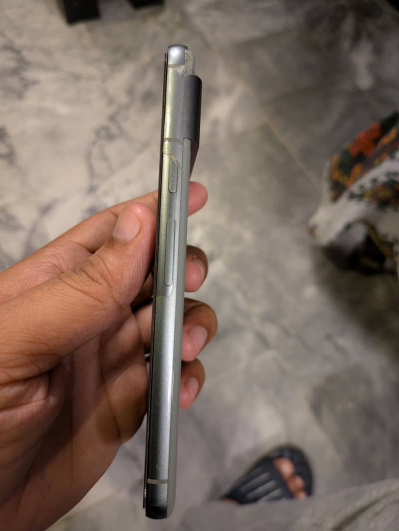 Google Pixel 8 1