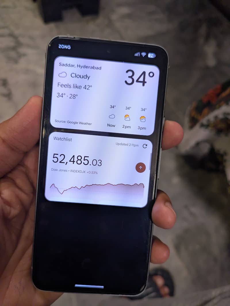 Google Pixel 8 6