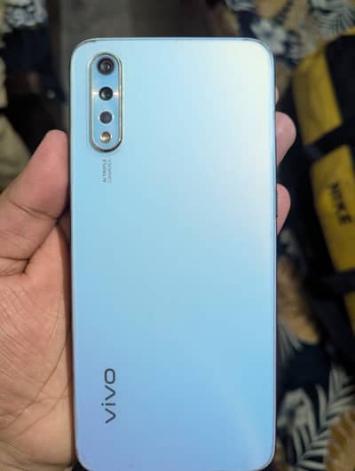 Vivo S1
