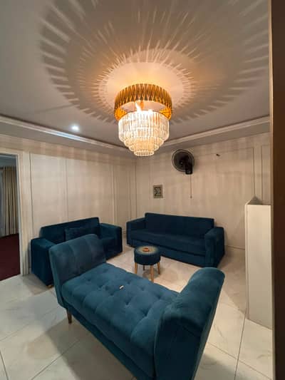 2 BED FUR APARTMENT FOR RENT BAHRIA TOWN LAHORE