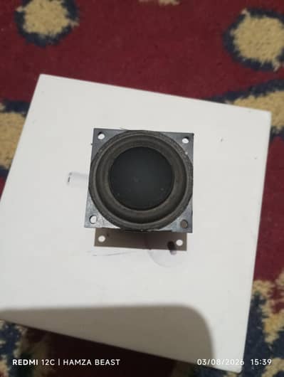 acha chote speaker hai     sound bar ka liye use hote hai