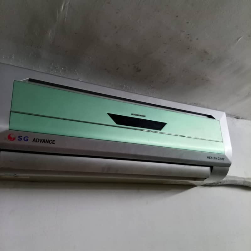 Split A/C 1.5 Ton 4