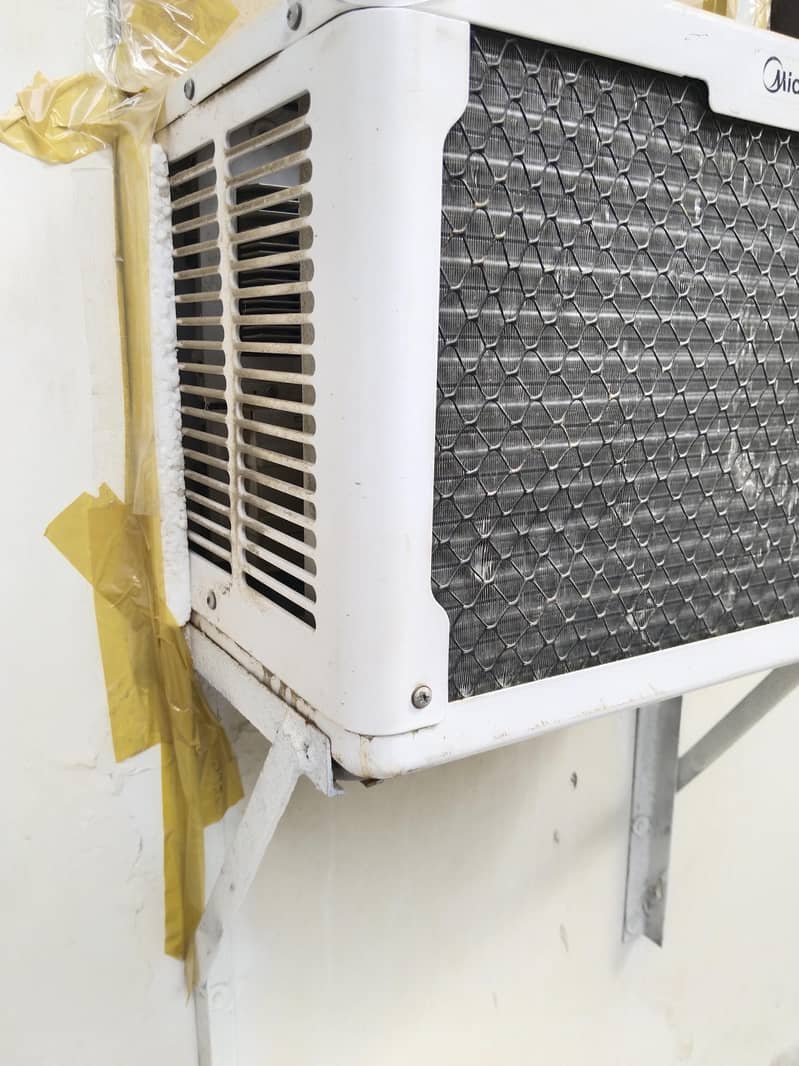 Midea AC 4