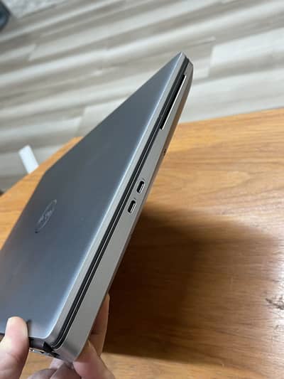 Dell i7 11th Gen 7560