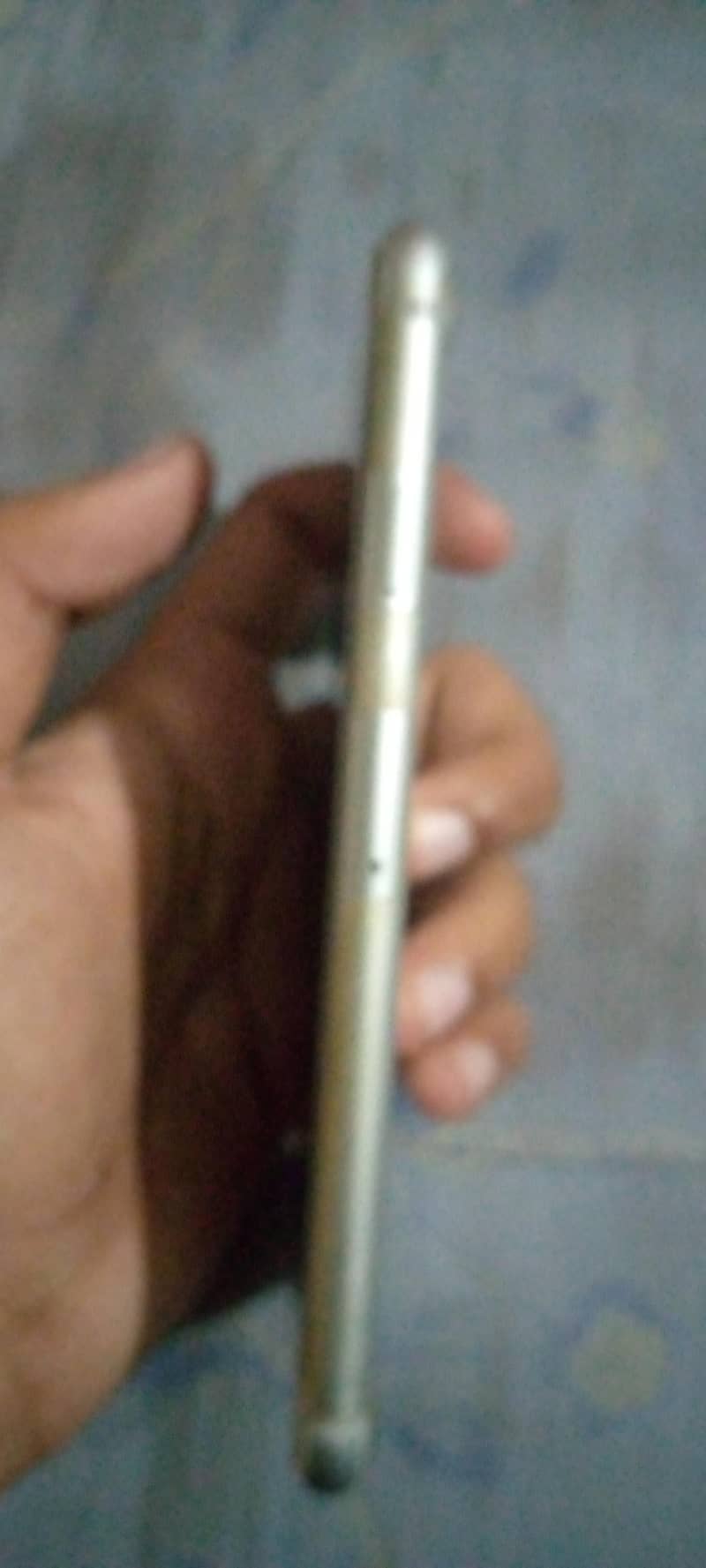 Apple iPhone 7 1