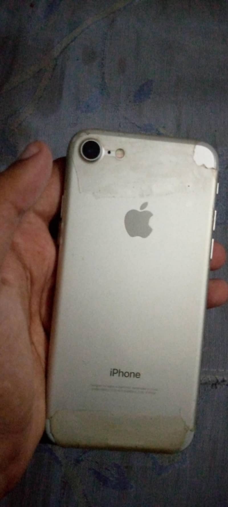 Apple iPhone 7 2