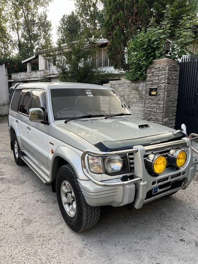 Mitsubishi Pajero 1994 / 2010