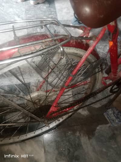 Original Sohrab Lady Bicycle 26 Inch – Rear Tyre Needs Replacement