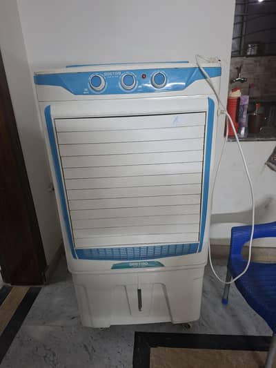 Box open beetro air cooler for sale with 3 ice cool bottles