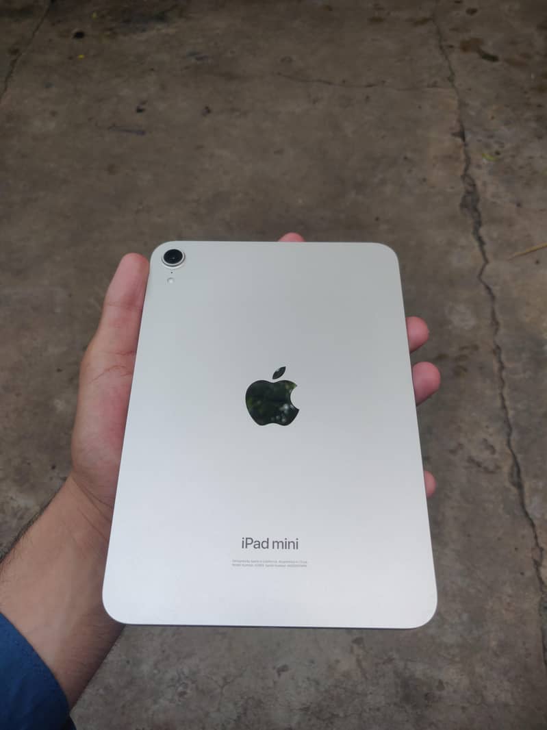 APPLE  MINI 7  2