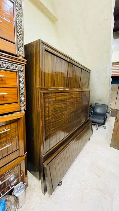 Shesham wood bed set brand new