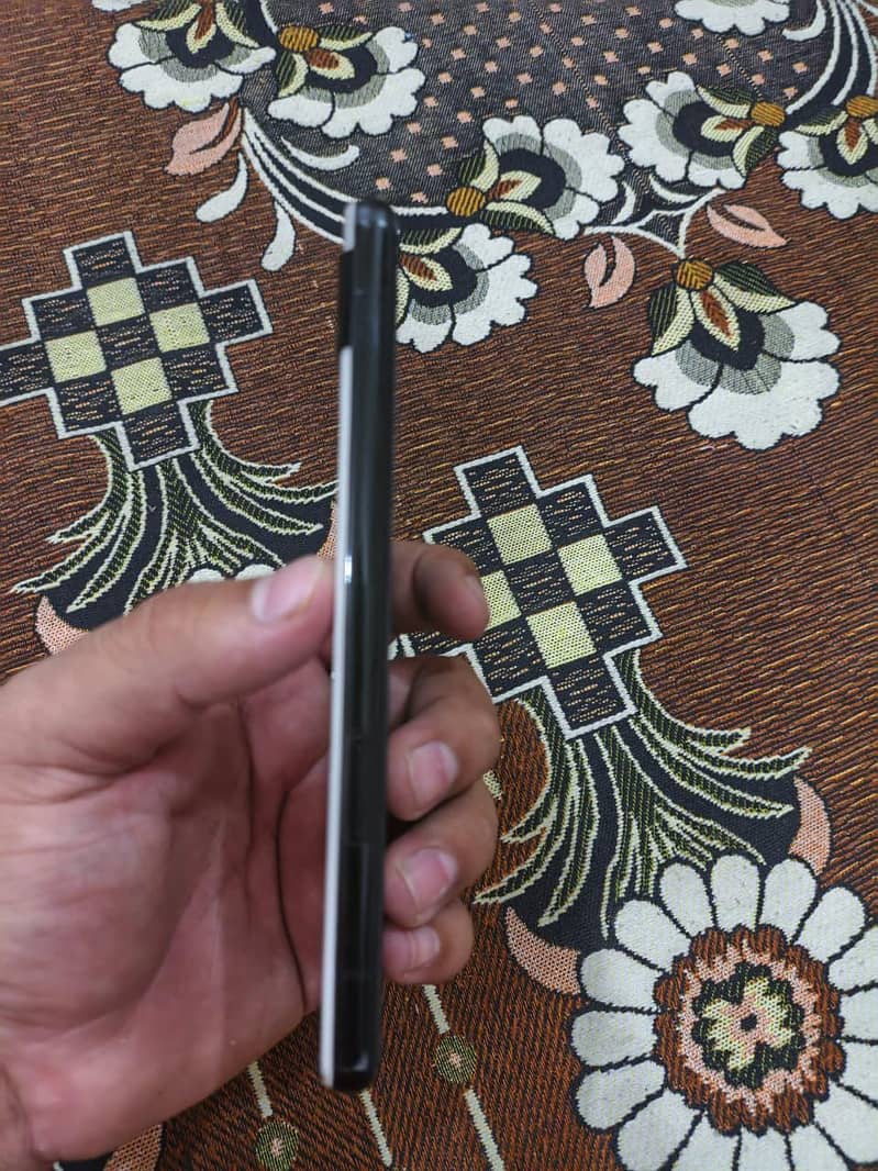 Google Pixel 6a 5