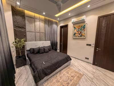1 Bedroom Luxury Furnished Apartment is Available for Rent in Bahria Town Lahore