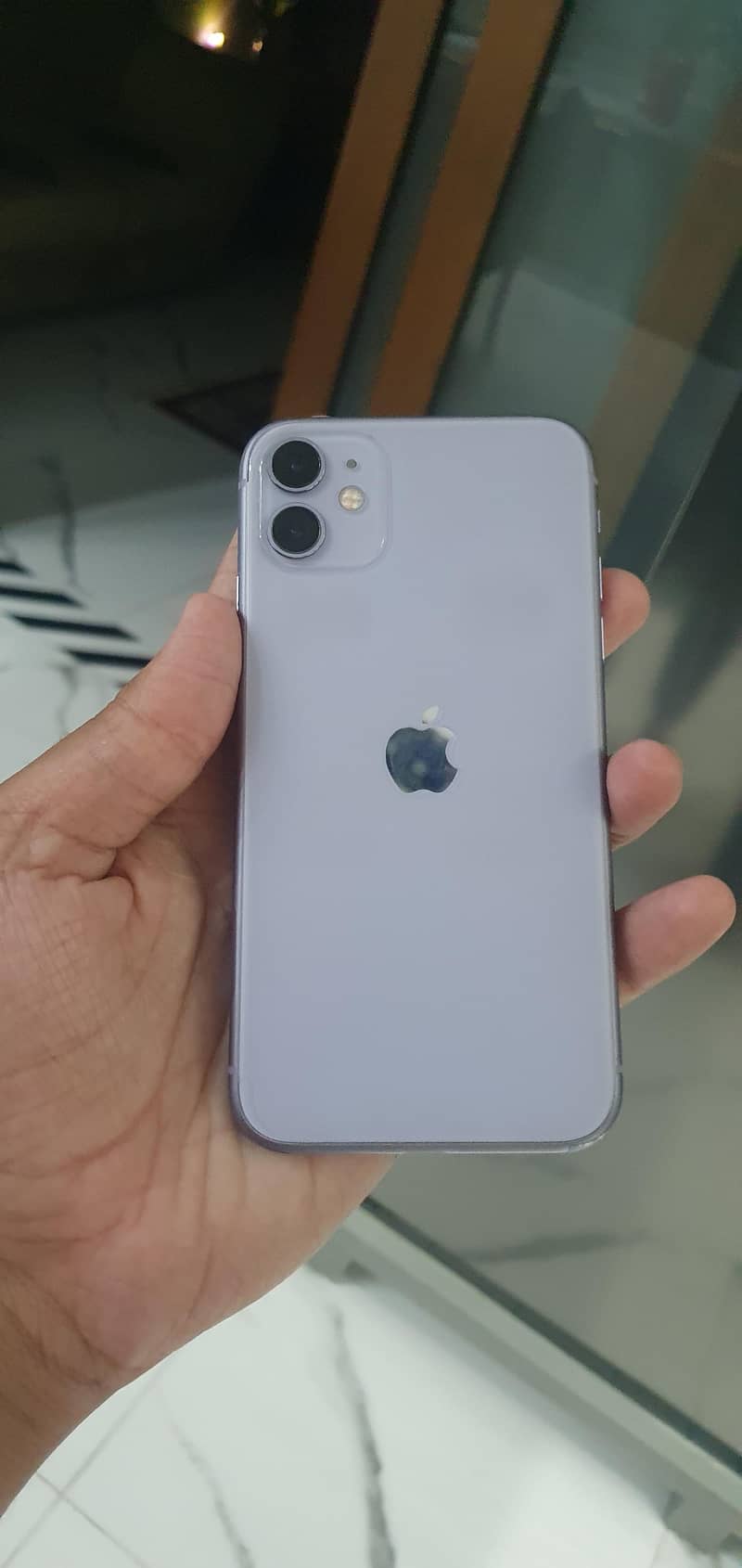 Apple iPhone 11 0