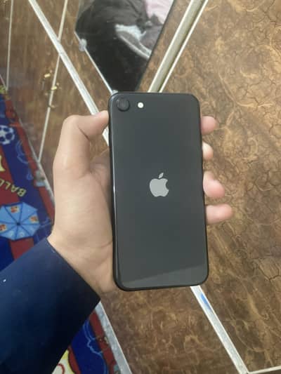 Apple iPhone SE