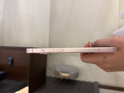 Apple iPhone 15