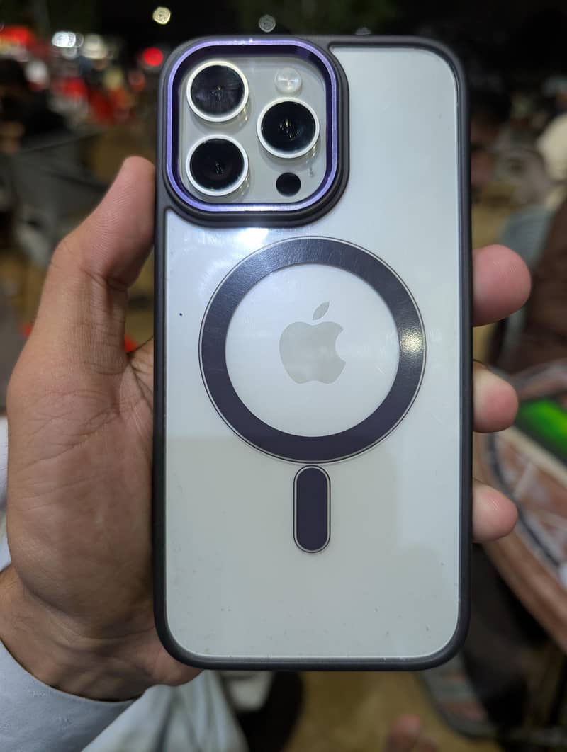 Google pixel 8 pro. 4