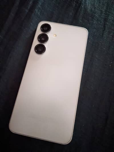 Samsung Mobile S25 12gb 128gb ( exchange possible