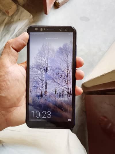 Huawei honor 7c 3ram Rom32 btri timing achi hi official pta hi