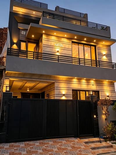 A++ Constructed Luxury House for Sale in Eithad town Around 1125 sqft covered area Land 5 Marla   An exceptionally well-constructed A++ quality home located in a secure gated community offering modern infrastructure, safety, and a peaceful family-oriented environment.