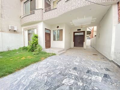 10 Marla Double Storey House For Rent Wapda Phase 1 E Block