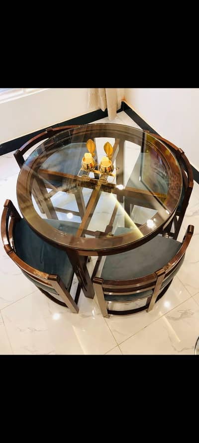 Round dining table (4 chairs set)