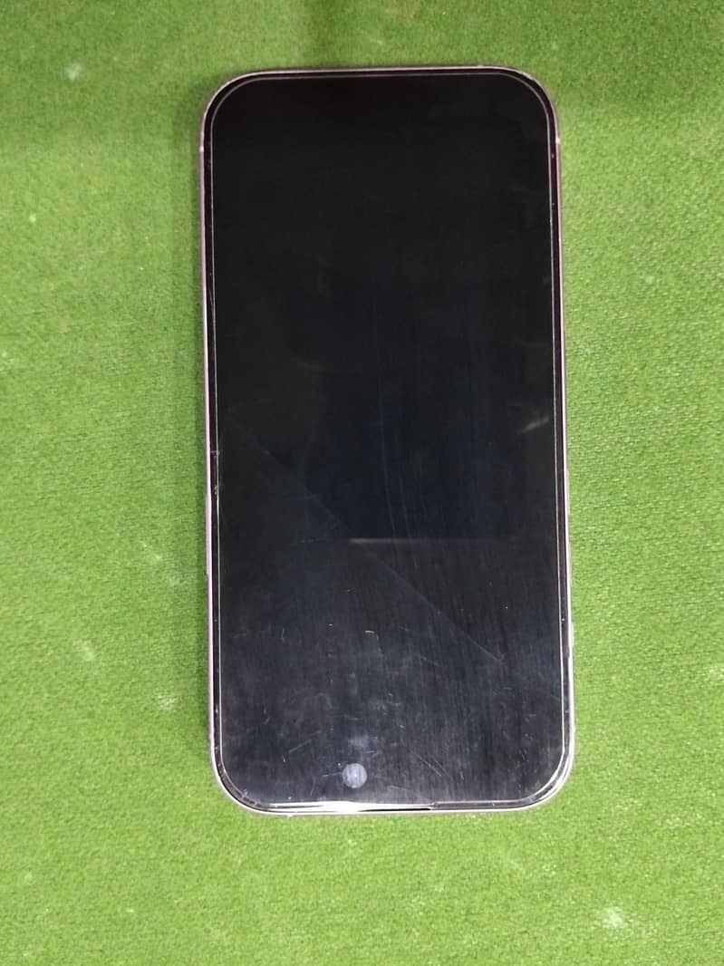 Apple iPhone 16 5