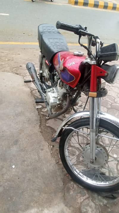 Honda 125 Jhelum number