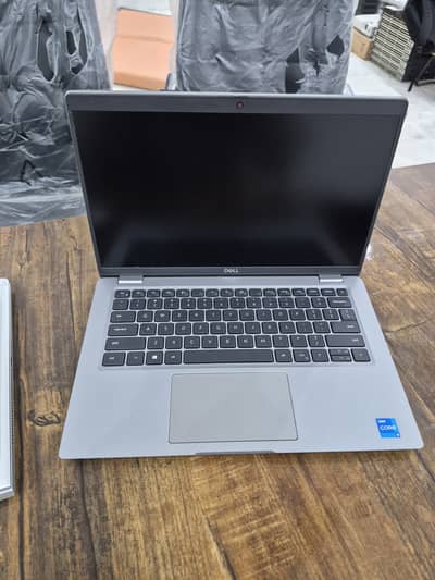 Laptop Dell latitude 5420 i5 11th gen Fresh Import