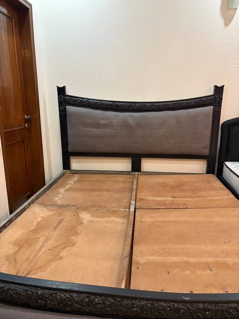 BED AVAILABLE 8