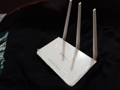 Tenda 3 antena router