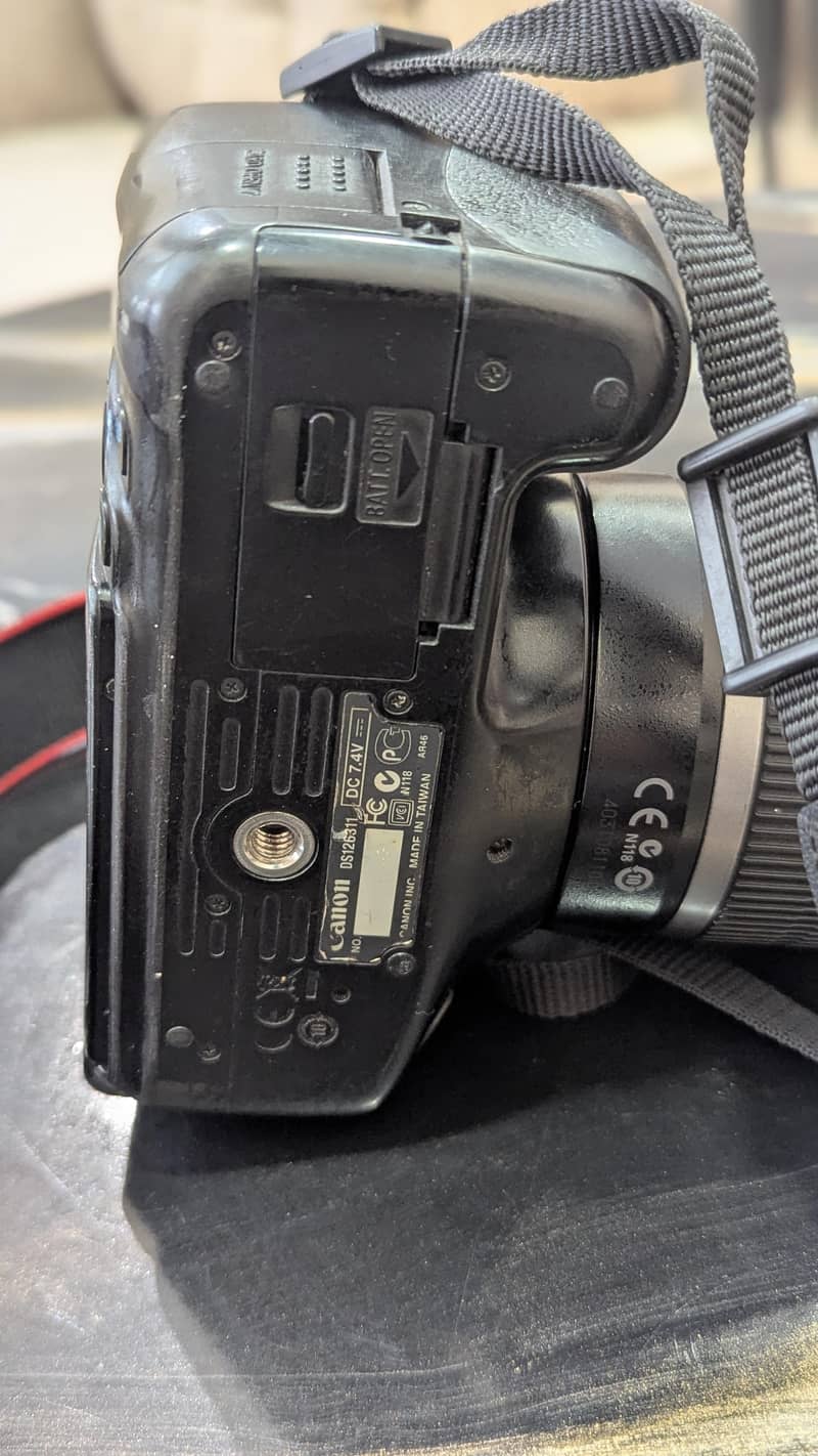 Canon EOS 600D Complete Camera Kit 3