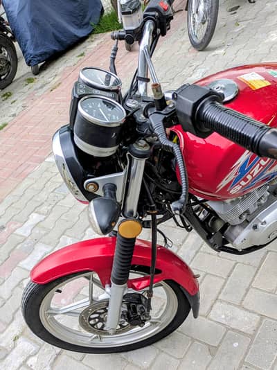 Suzuki GS 150 Disk & Alloy Rim