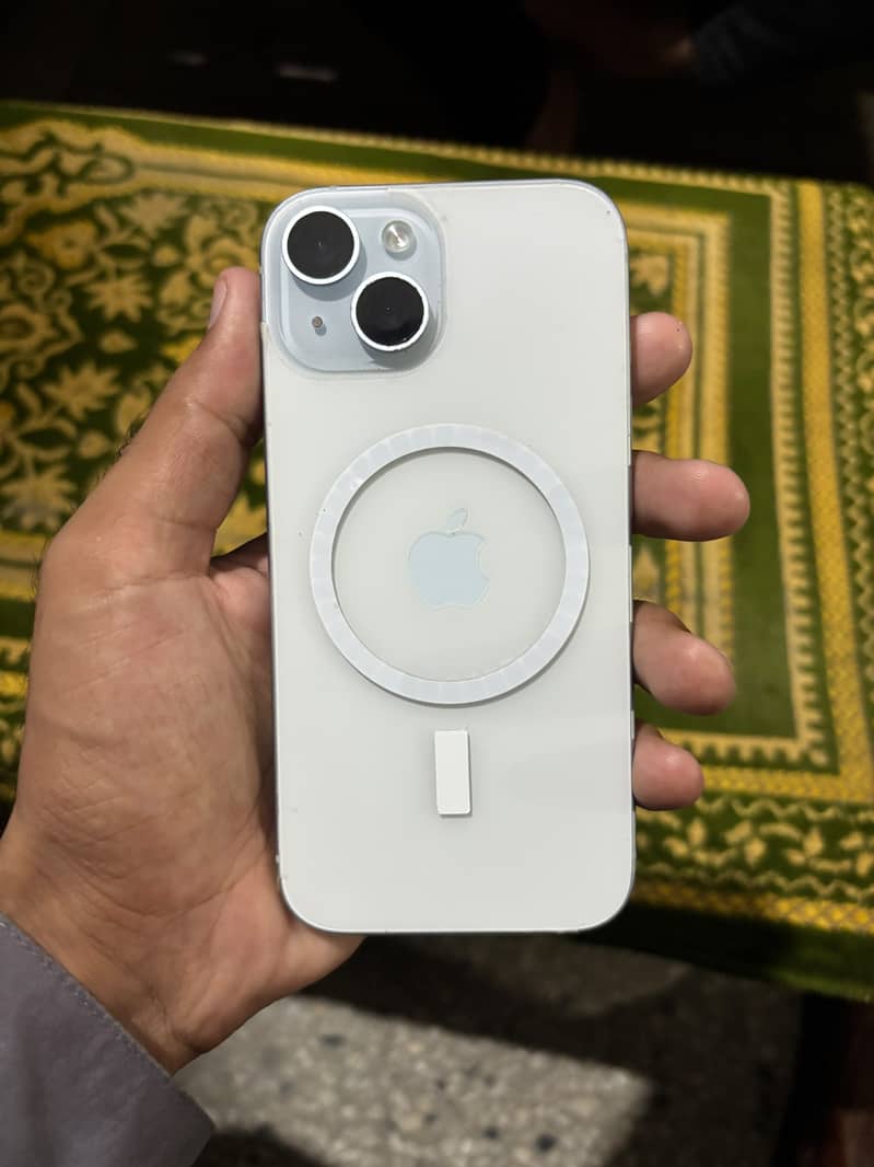 Apple iPhone 15 1