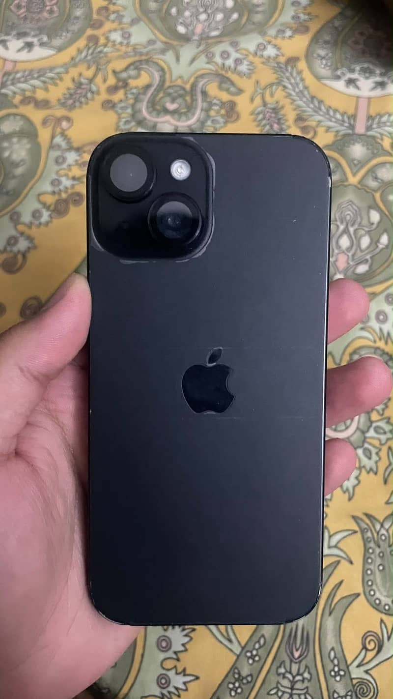 Apple iPhone 15 4