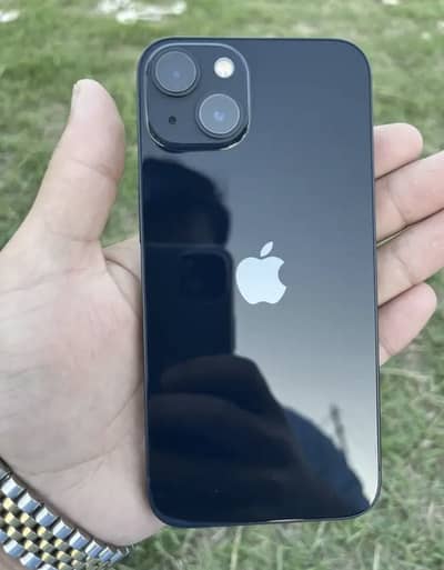 iPhone 13 in official Apple warranty