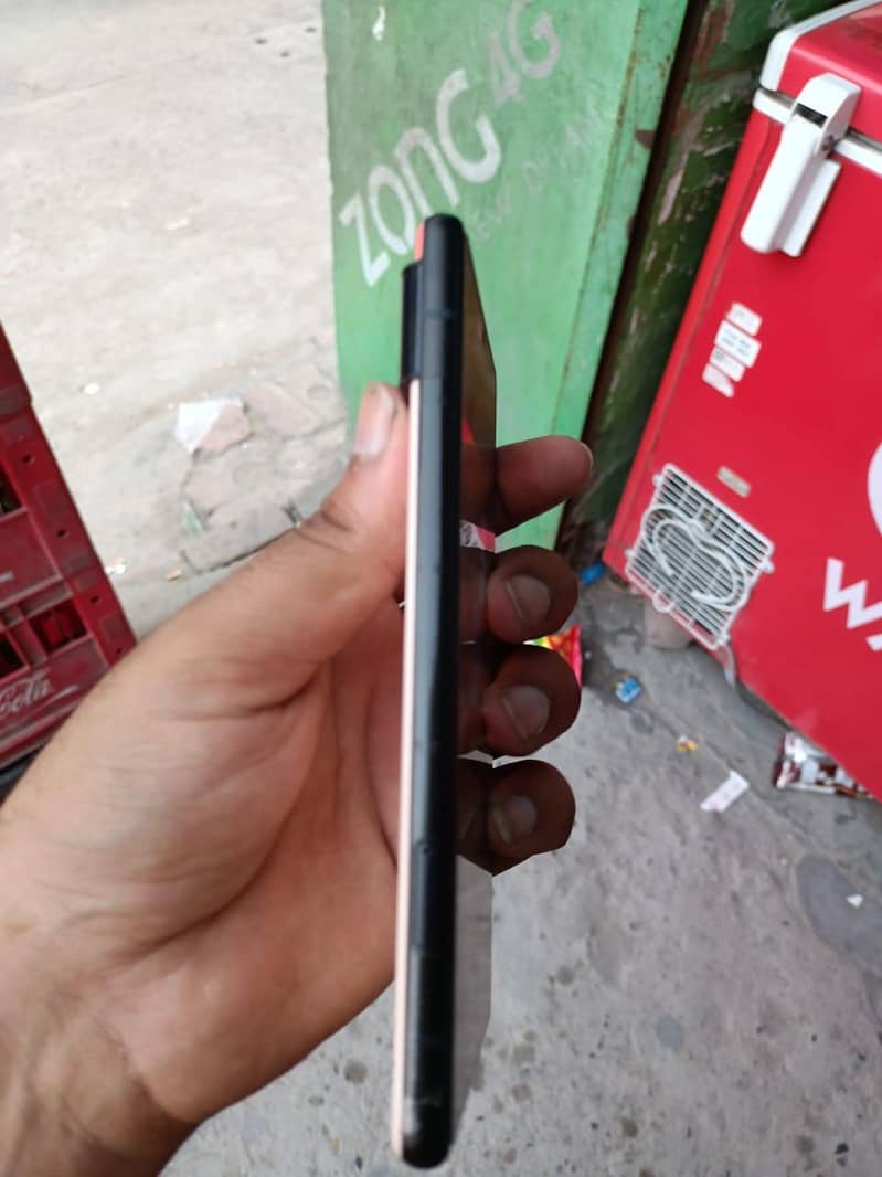 Google Pixel 6 5