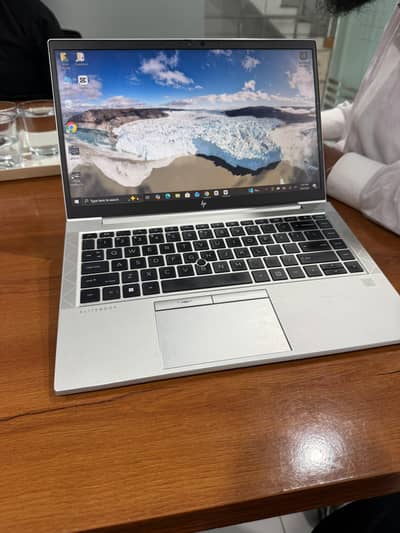 HP EliteBook 845 G8, touch display || processor AMD Ryzen 7 PRO 5850U